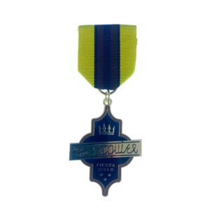 A medal with the words " black and yellow " on it.